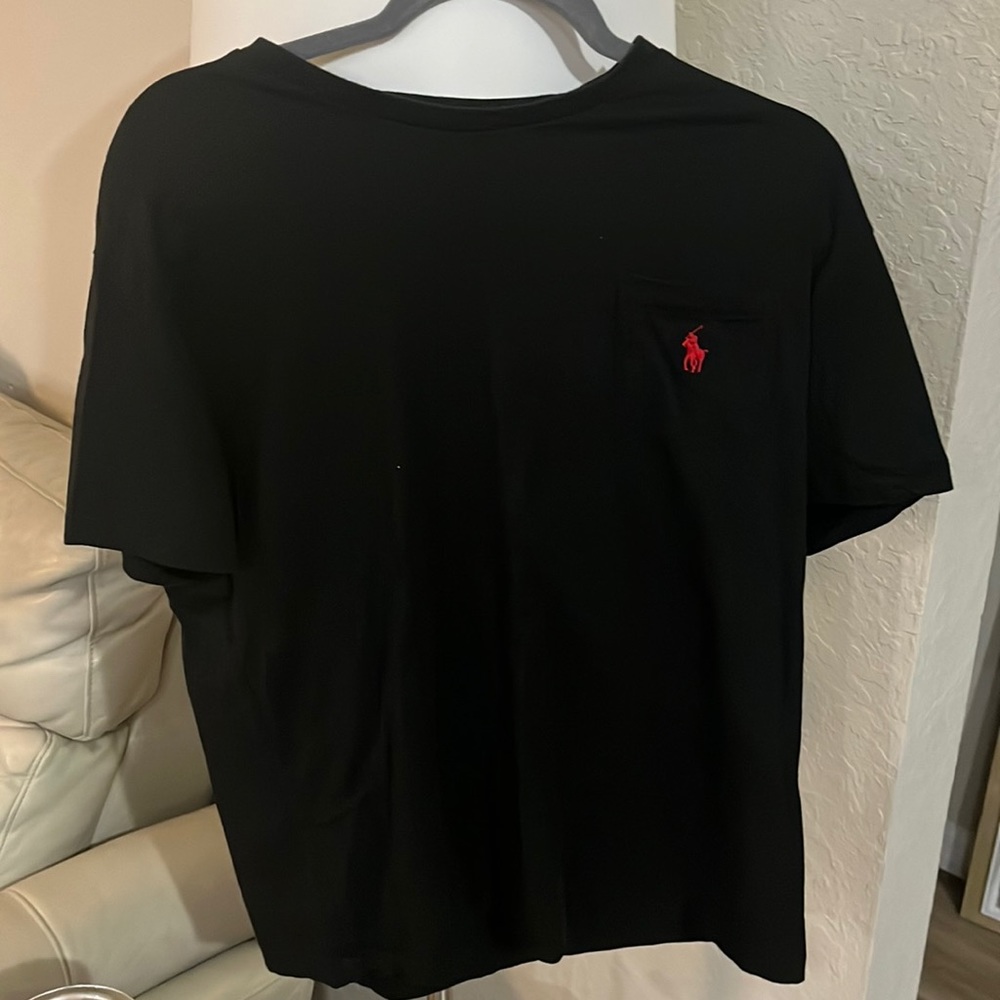 Polo size M classic fit black with red pony